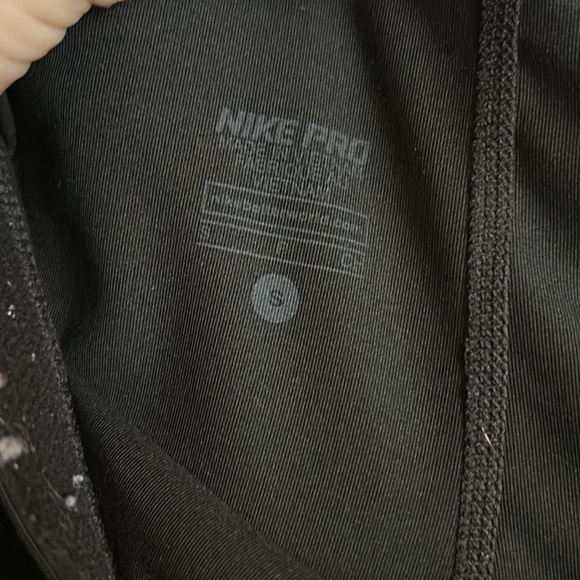 Nike pro shorts - Picture 2 of 3